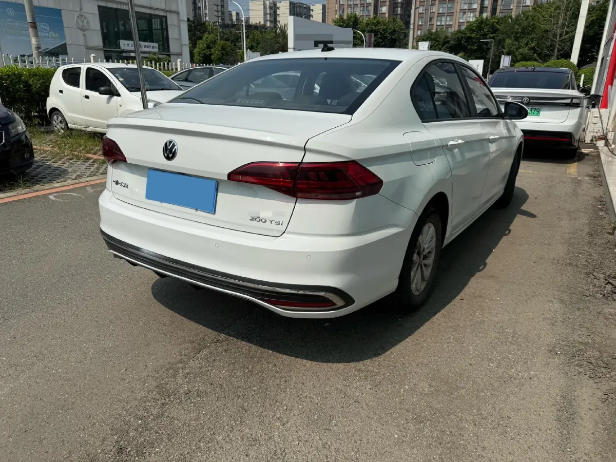 2023 Volkswagen Bora 1.2T 116HP L4 5MT,autocango,china used car exporter,china ev exporter,chinese used car exporter,chinese used ev exporter