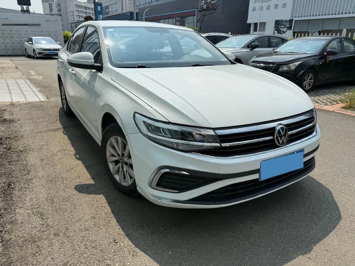 2023 Volkswagen Bora 1.2T 116HP L4 5MT,autocango,china used car exporter,china ev exporter,chinese used car exporter,chinese used ev exporter