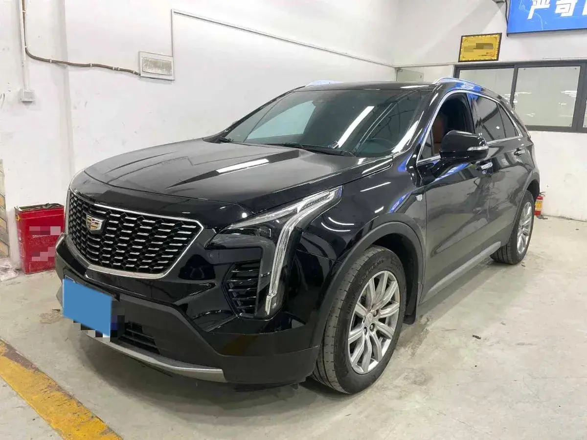 2022 Cadillac XT4 2.0T 237HP L4 9AT