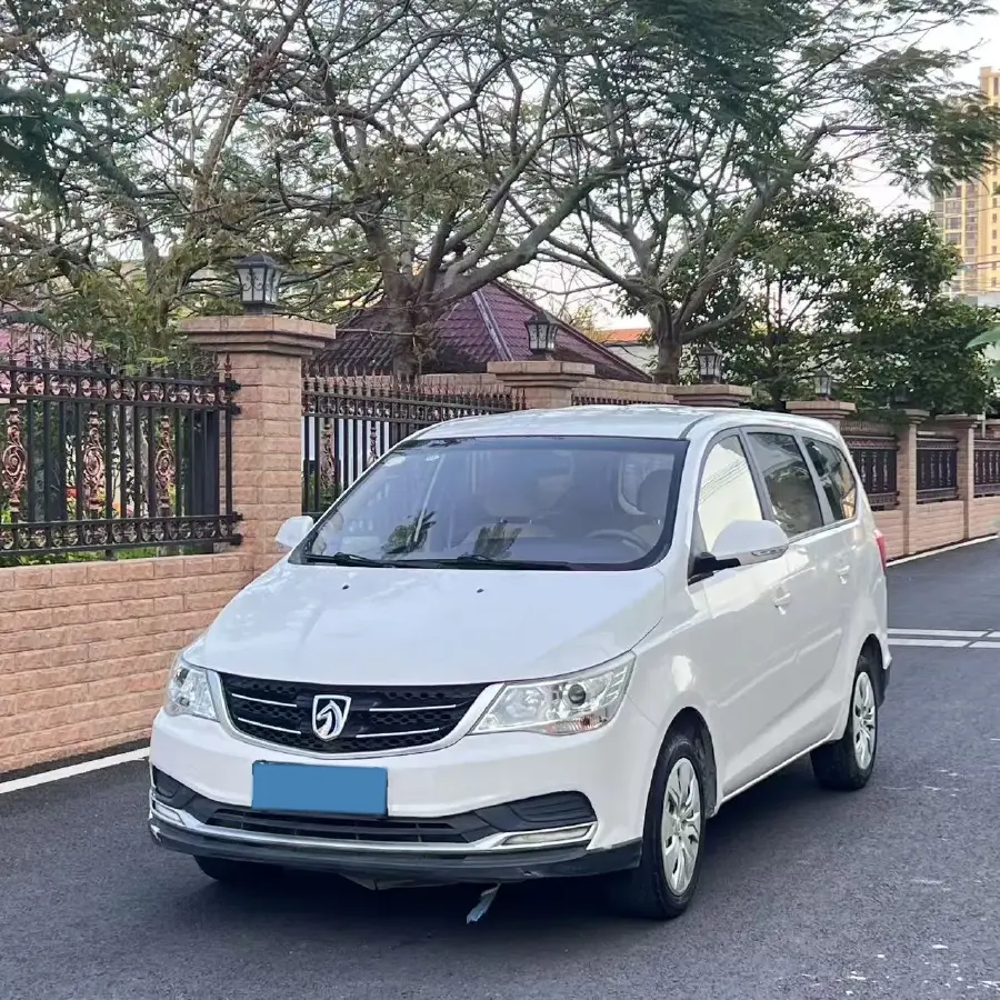 2016 BaoJun 730 1.5L 112HP L4 5MT