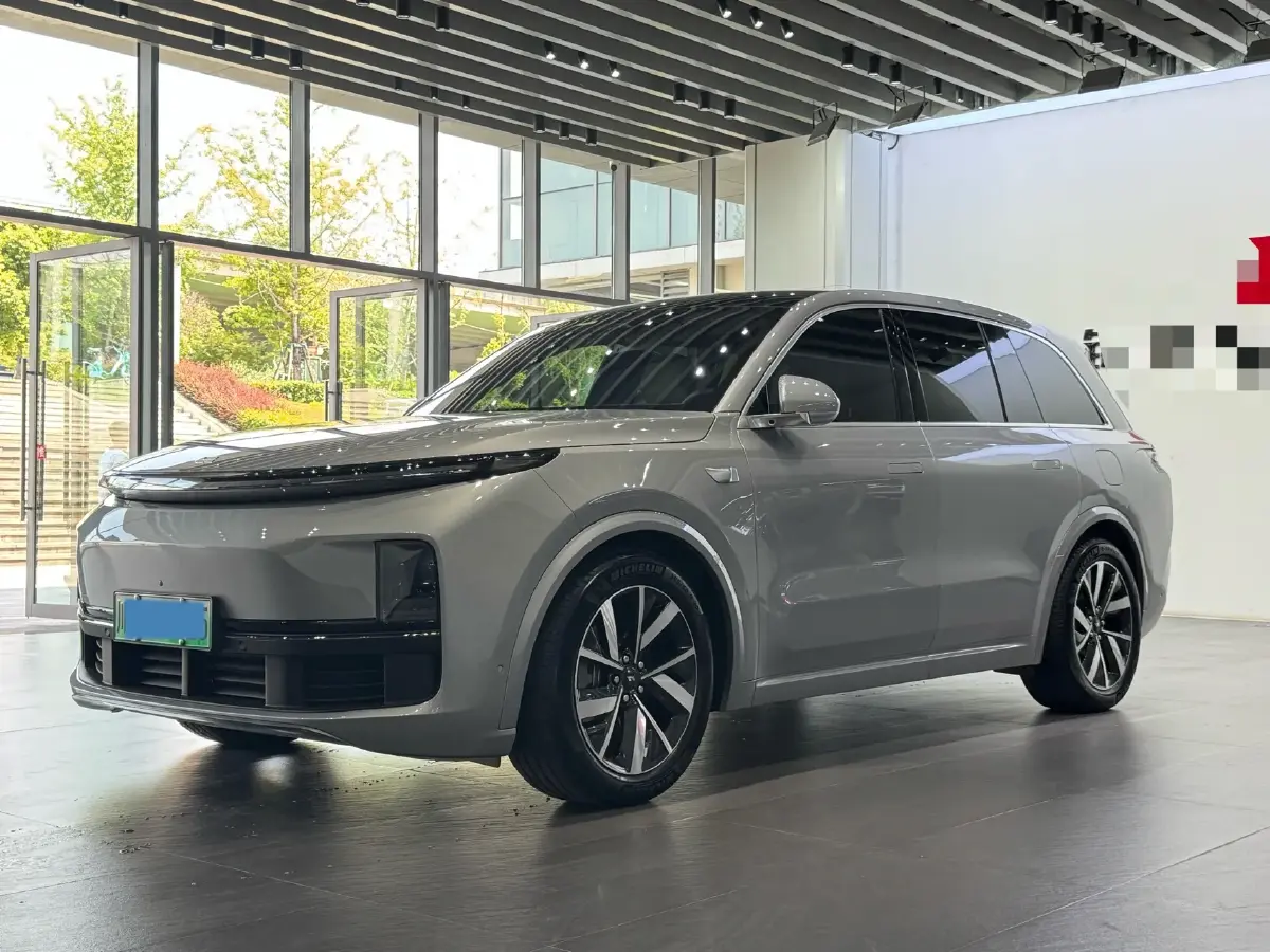 2023 Li L8 Range Extended 154HP REEV 40.9KWH
