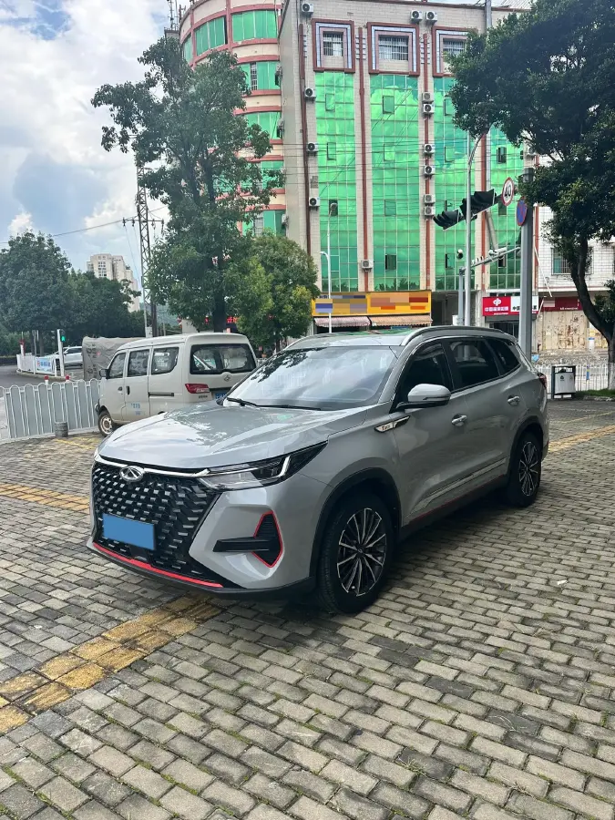 2022 Chery Tiggo 8 PRO 1.6T 197HP L4 7DCT