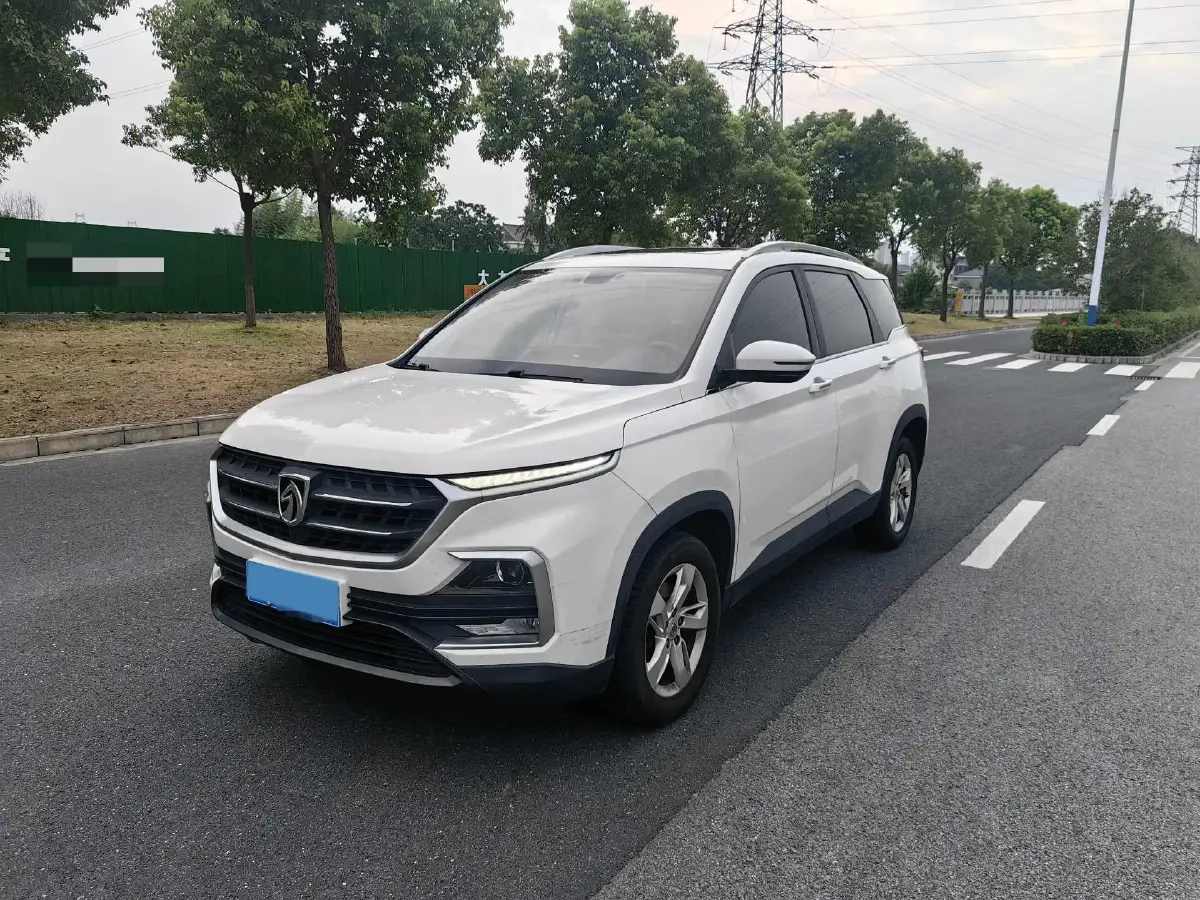 2019 BaoJun 530 1.5T 151HP L4 CVT