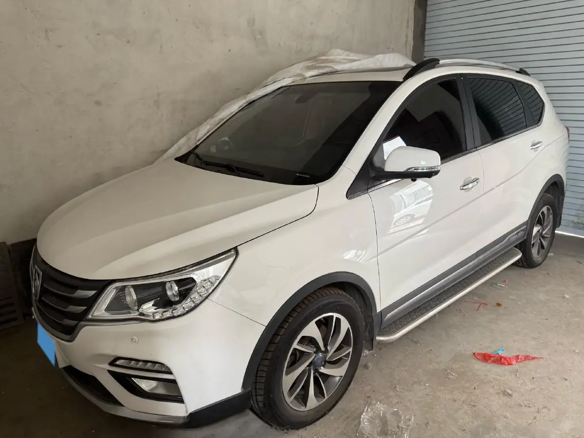 2017 BaoJun 560 1.5T 150HP L4 6DCT