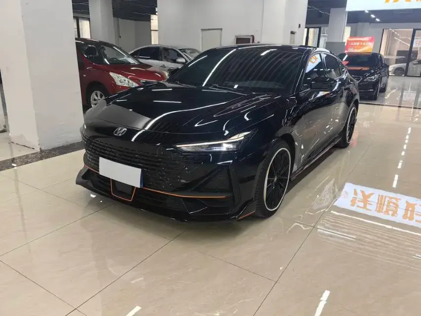 2022 ChangAn UNI-V 1.5T 188HP L4 7DCT
