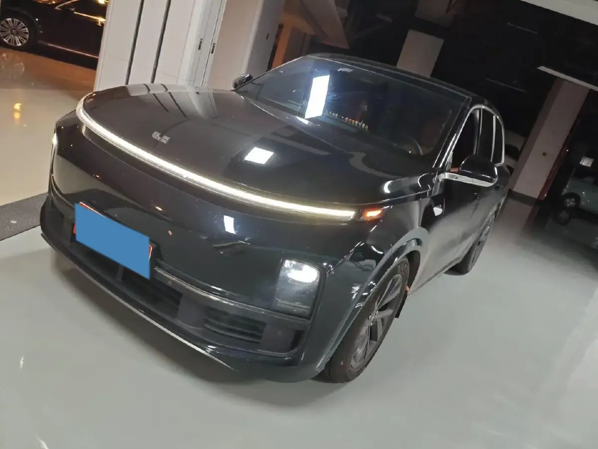 2023 Li L8 Range Extended 154HP REEV 40.9KWH