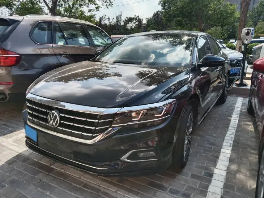 2019 Volkswagen Passat 1.4T 150HP L4 7DCT