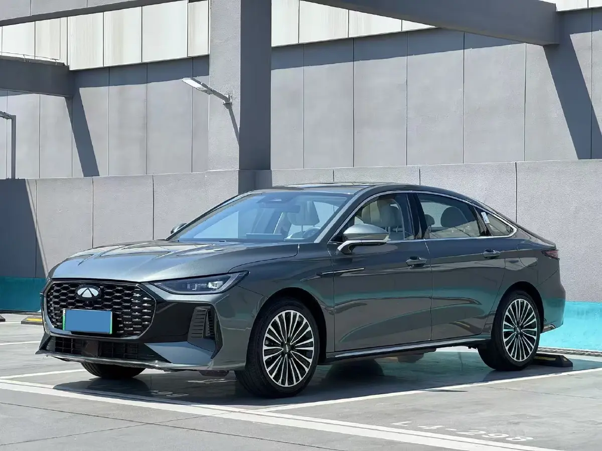 2025 Fulwin FulwinA8L 1.5T 156HP L4 1DHT PHEV 18.67KWH