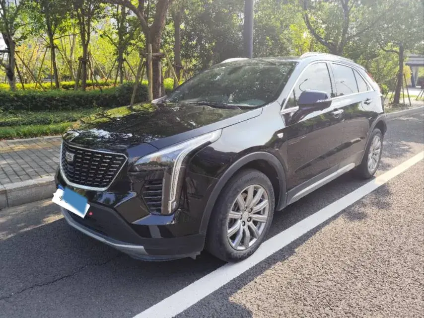2020 Cadillac XT4 2.0T 241HP L4 9AT