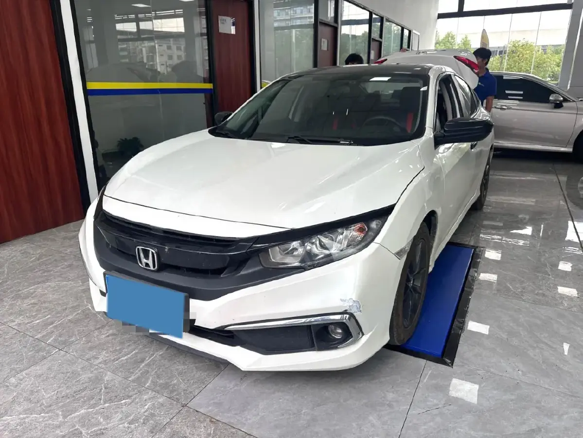 2019 Honda Civic 1.5T 177HP L4 6MT