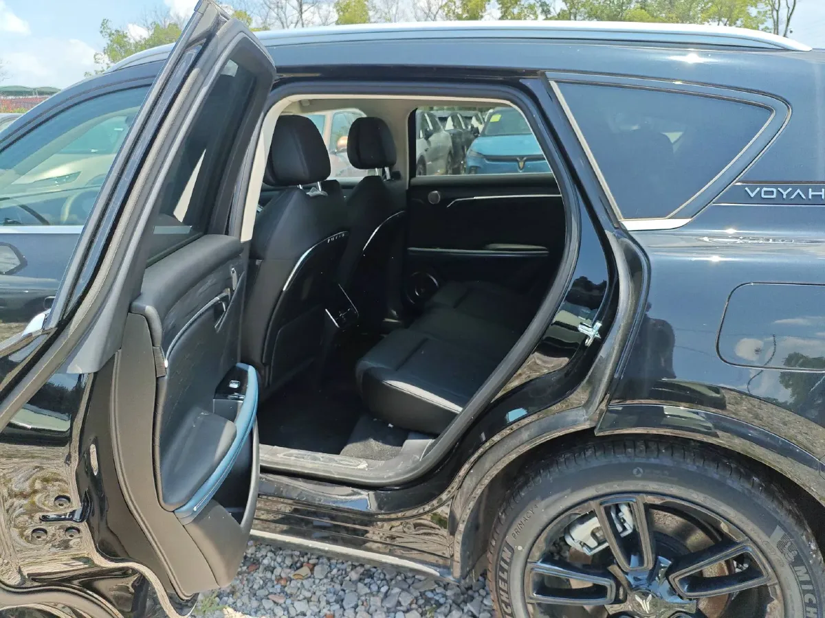 2024 Voyah FREE 1.5T 150HP L4 REEV 39.2KWH,autocango,china used car exporter,china ev exporter,chinese used car exporter,chinese used ev exporter