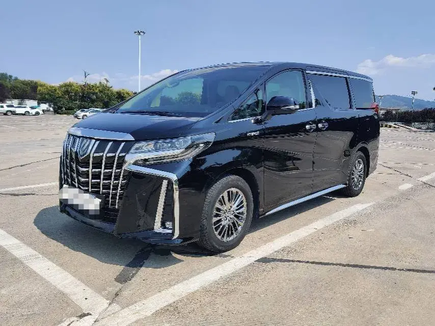 2021 Toyota Alphard 2.5L 117HP L4 E-CVT Hybrid