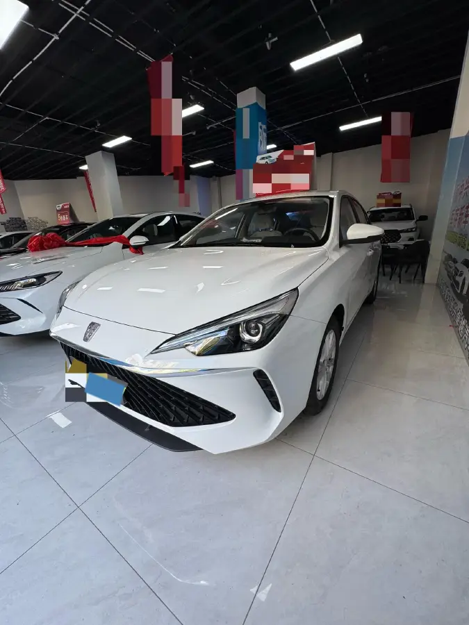 2023 Roewe i5 1.5L 129HP L4 CVT