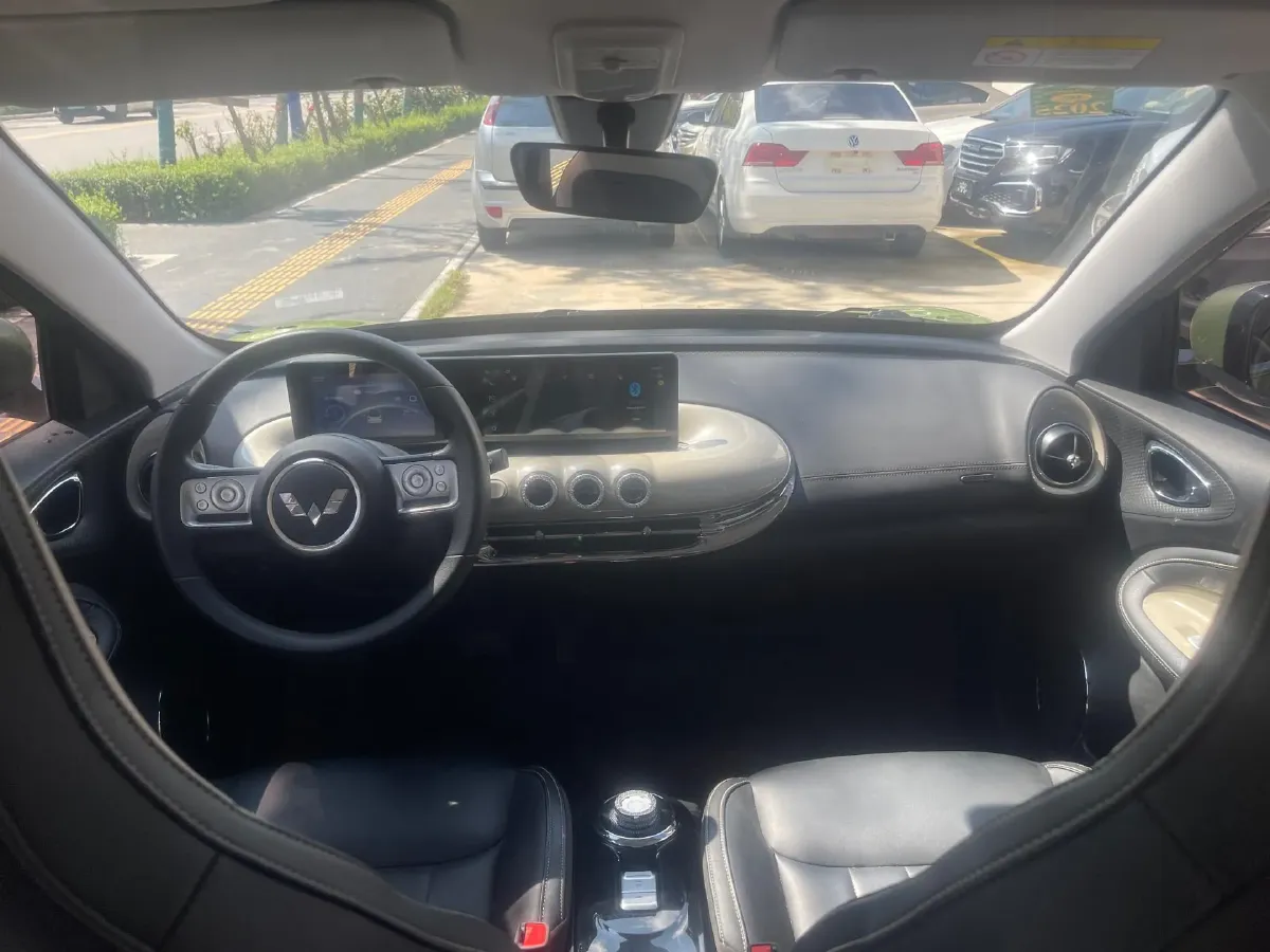 2023 WuLing BinGuo BEV 31.9KWH,autocango,china used car exporter,china ev exporter,chinese used car exporter,chinese used ev exporter