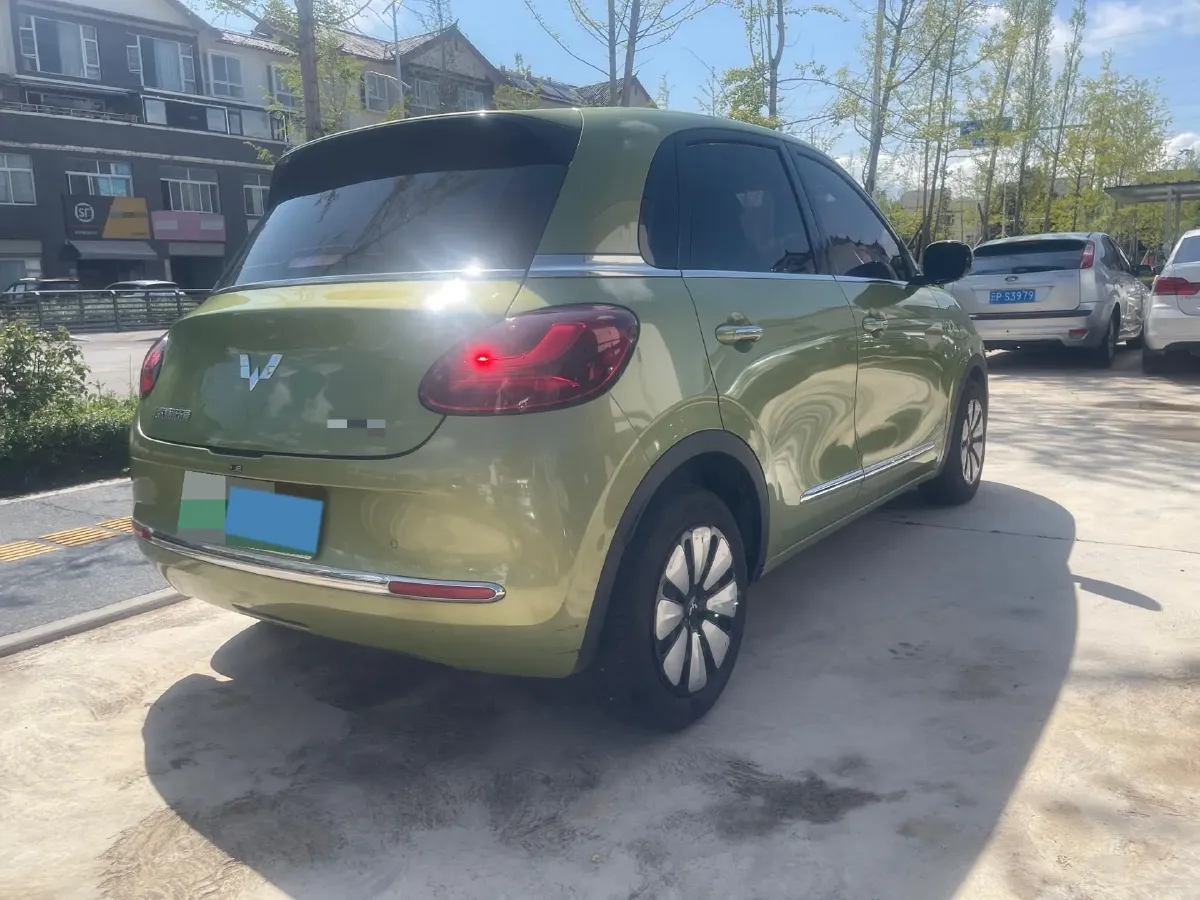 2023 WuLing BinGuo BEV 31.9KWH,autocango,china used car exporter,china ev exporter,chinese used car exporter,chinese used ev exporter