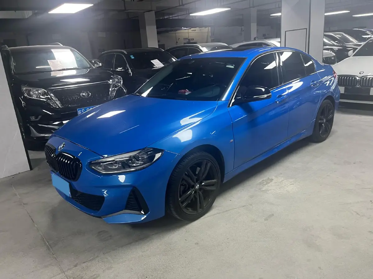 2021 BMW 1 Series 2.0T 192HP L4 7DCT