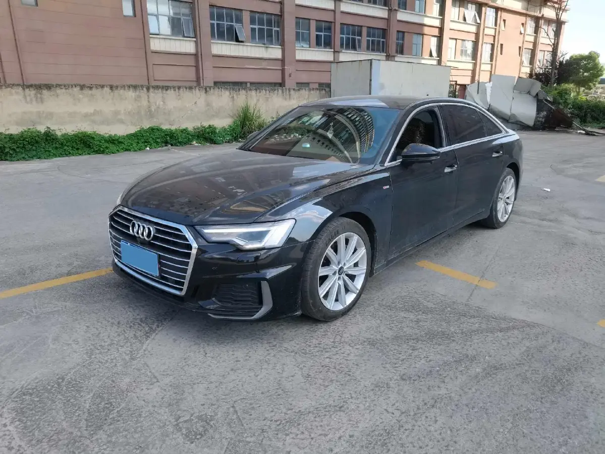 2021 Audi A6L 2.0T 224HP L4 7DCT