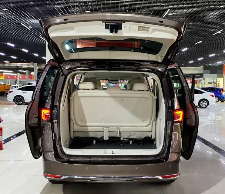 2023 Buick GL8 2.0T 237HP L4 9AT,autocango,china used car exporter,china ev exporter,chinese used car exporter,chinese used ev exporter