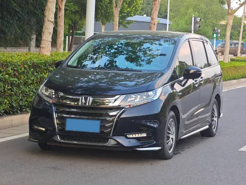 2021 Honda Odyssey 2.0L 146HP L4 E-CVT Hybrid