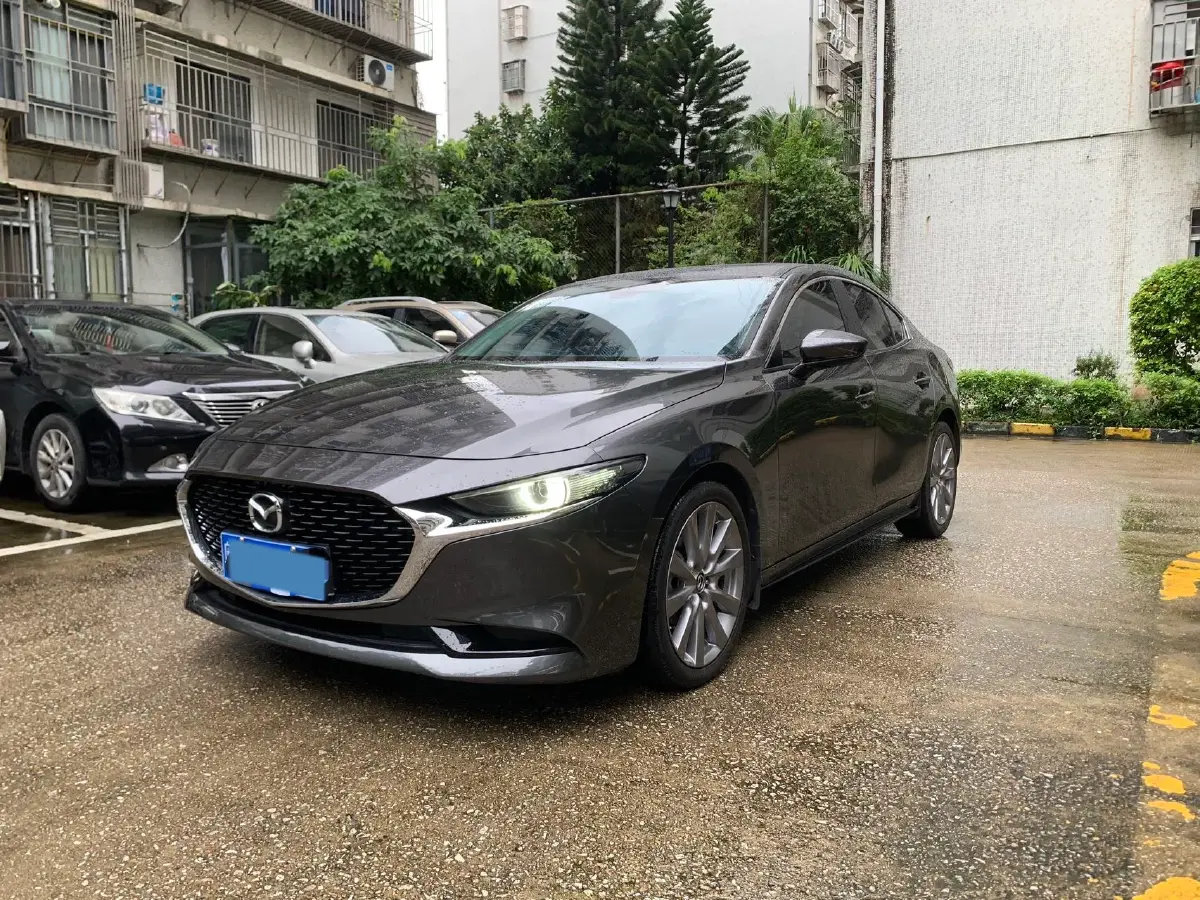 2020 Mazda 3 Axela 2.0L 158HP L4 6AT