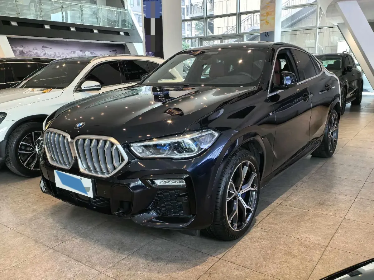 2021 BMW X6 3.0T 340HP L6 8AT,autocango,china used car exporter,china ev exporter,chinese used car exporter,chinese used ev exporter