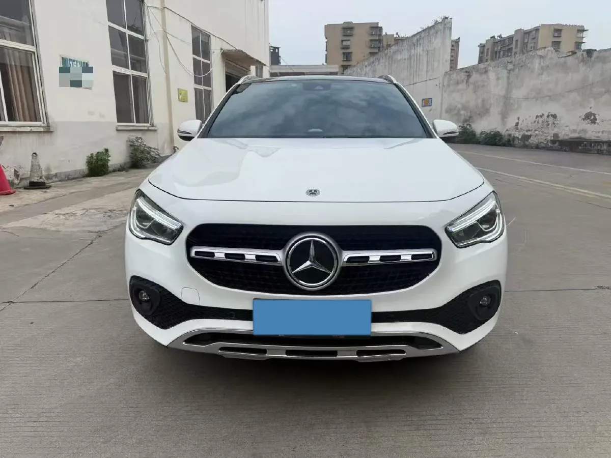 2022 Mercedes-Benz GLA Class 1.3T 163HP L4 7DCT,autocango,china used car exporter,china ev exporter,chinese used car exporter,chinese used ev exporter
