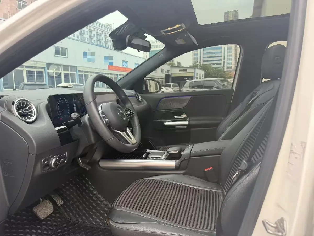 2022 Mercedes-Benz GLA Class 1.3T 163HP L4 7DCT,autocango,china used car exporter,china ev exporter,chinese used car exporter,chinese used ev exporter