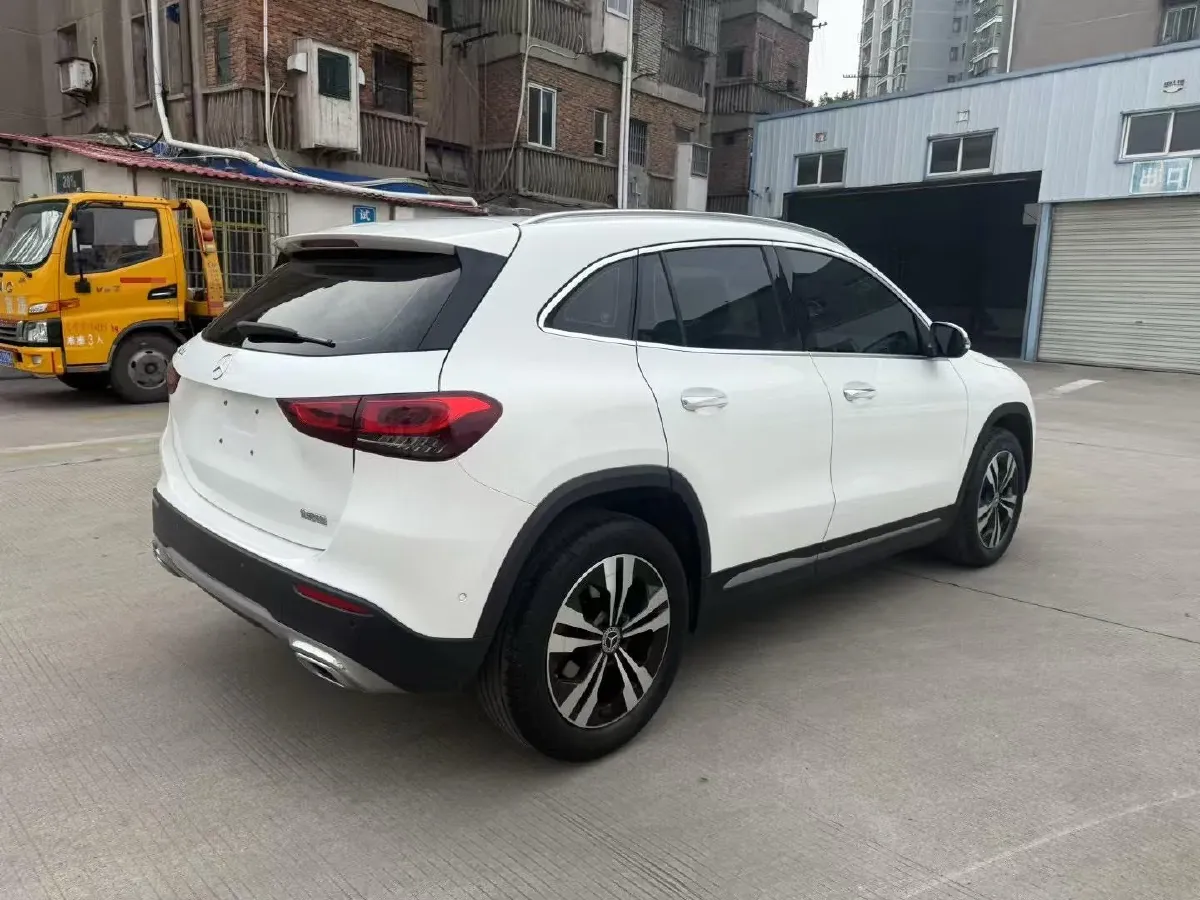 2022 Mercedes-Benz GLA Class 1.3T 163HP L4 7DCT,autocango,china used car exporter,china ev exporter,chinese used car exporter,chinese used ev exporter