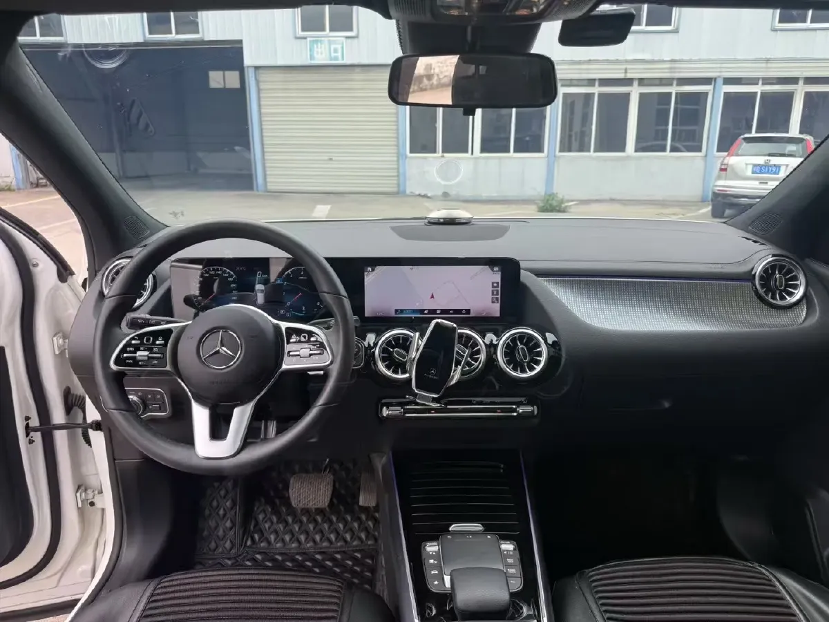 2022 Mercedes-Benz GLA Class 1.3T 163HP L4 7DCT,autocango,china used car exporter,china ev exporter,chinese used car exporter,chinese used ev exporter