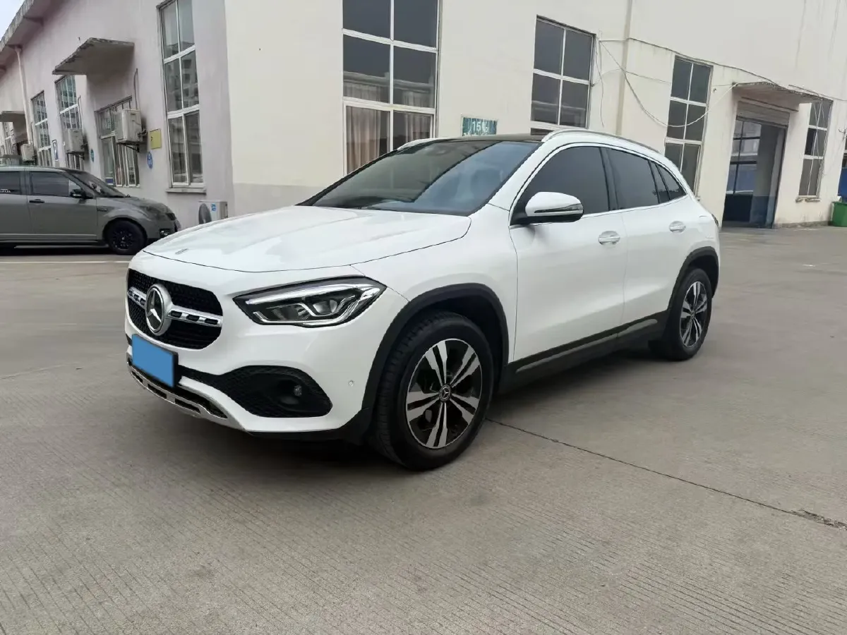 2022 Mercedes-Benz GLA Class 1.3T 163HP L4 7DCT,autocango,china used car exporter,china ev exporter,chinese used car exporter,chinese used ev exporter