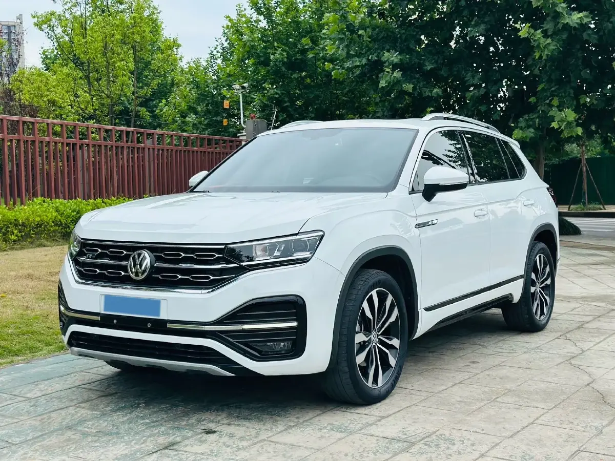 2020 Volkswagen Tayron 2.0T 220HP L4 7DCT