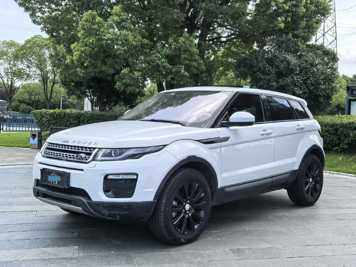 2018 Land Rover Range Rover Evoque 2.0T 241HP L4 9AT