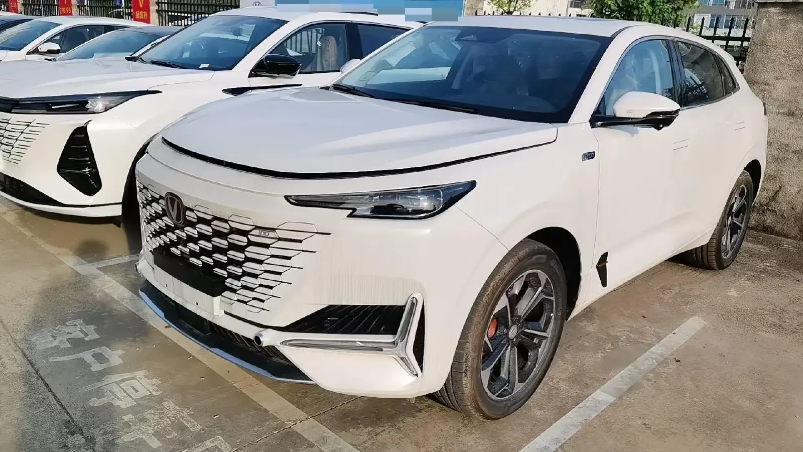 2024 ChangAn UNI-K iDD 1.5T 170HP L4 6TCT PHEV 28.4KWH