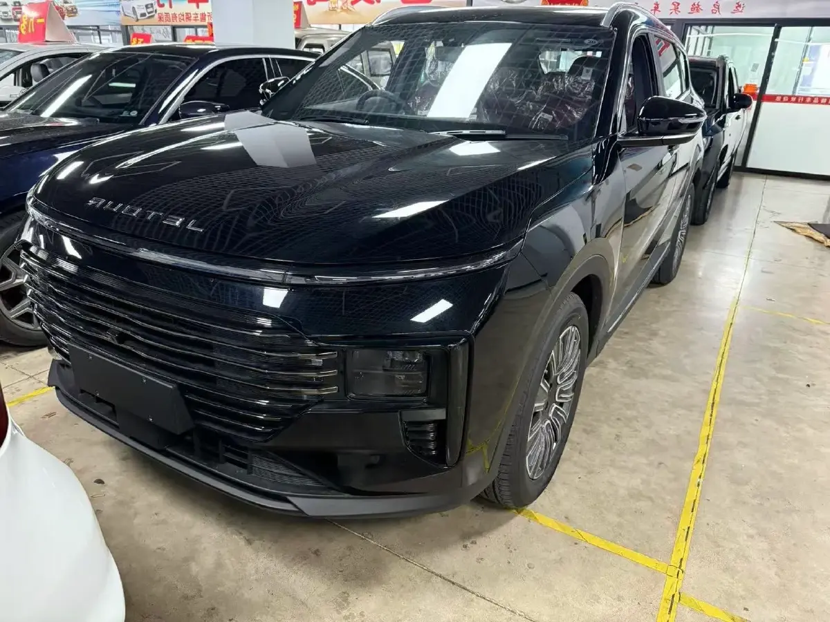 2025 Jetour X70 Plus 1.5T 156HP L4 6DCT