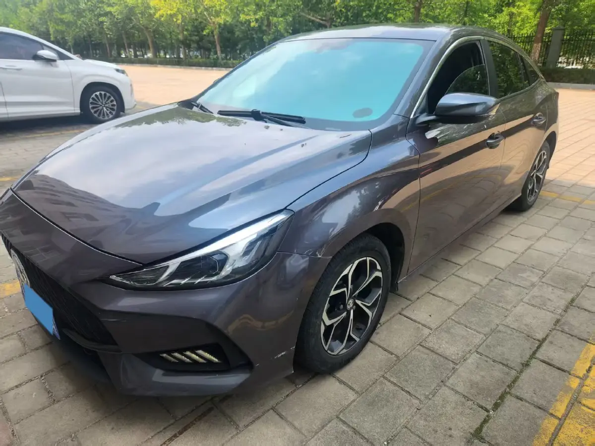 2021 MG 5 1.5L 120HP L4 CVT