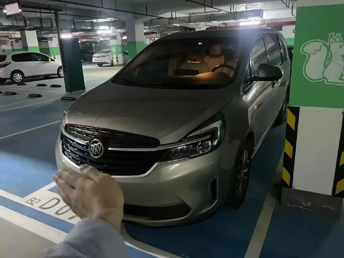 2022 Buick GL8 2.0T 237HP L4 9AT