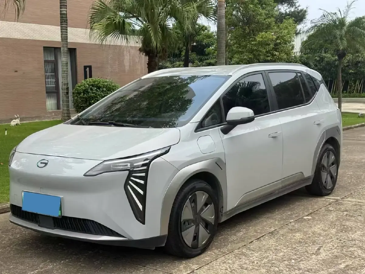 2024 Aion Y BEV 49.75KWH