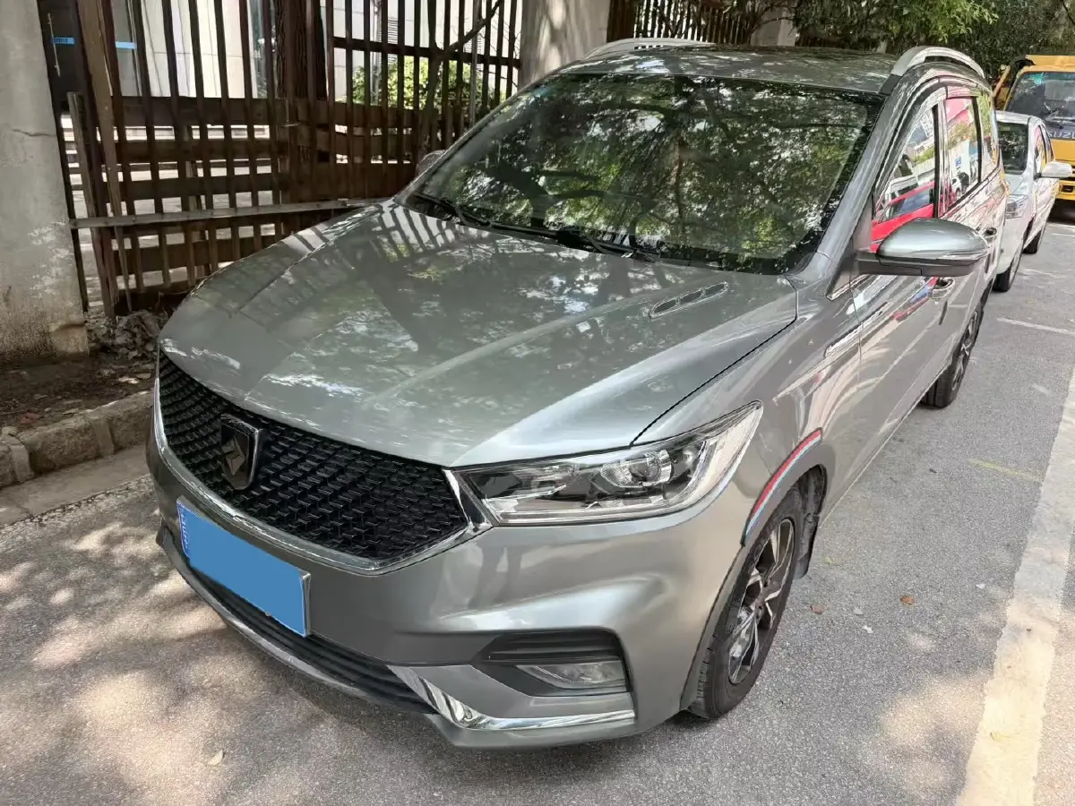 2019 BaoJun 360 1.5L 105HP L4 6MT