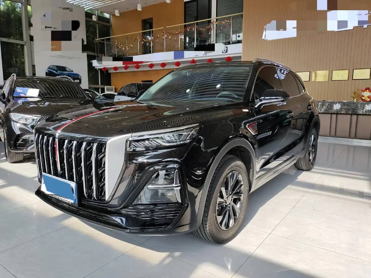 2025 HongQi HS5 2.0T 252HP L4 8AT