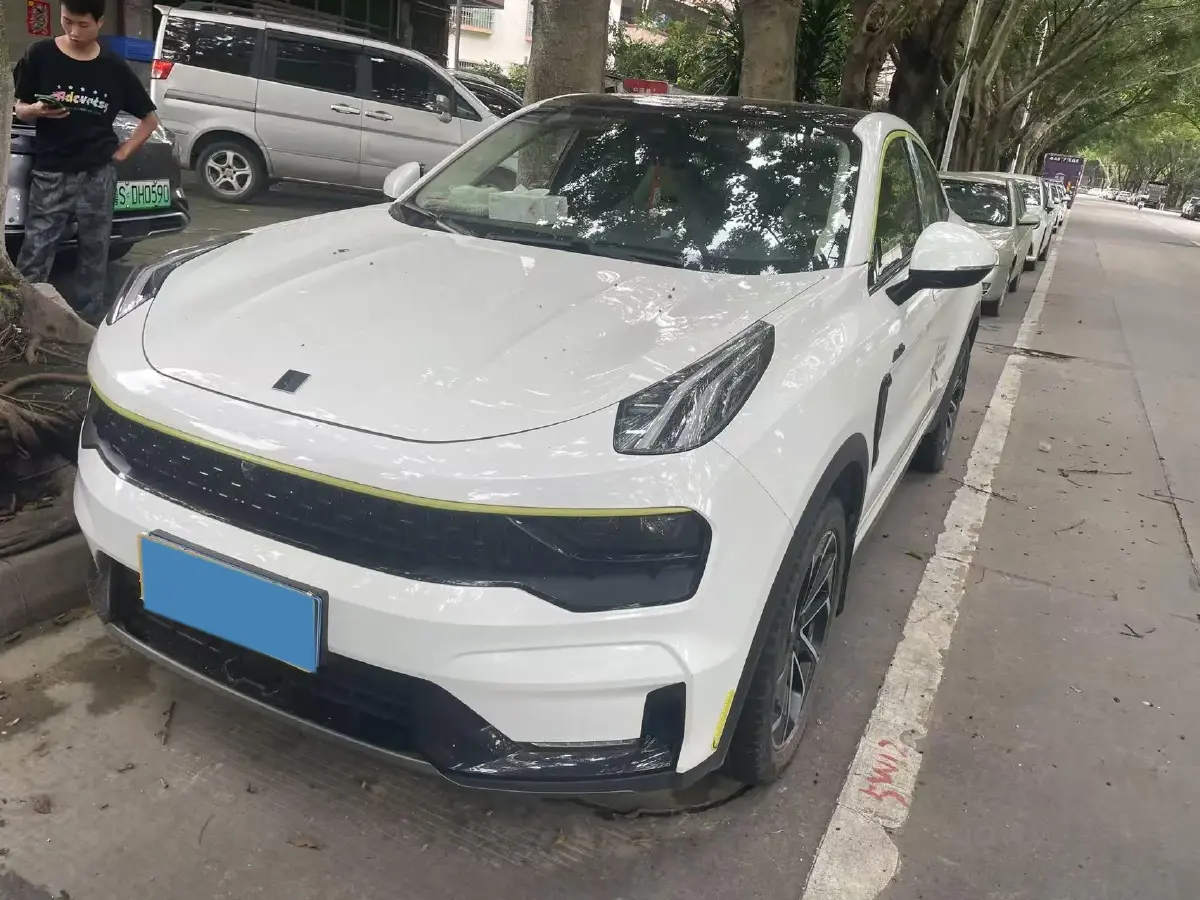 2020 LYNK&CO 05 2.0T 254HP L4 8AT