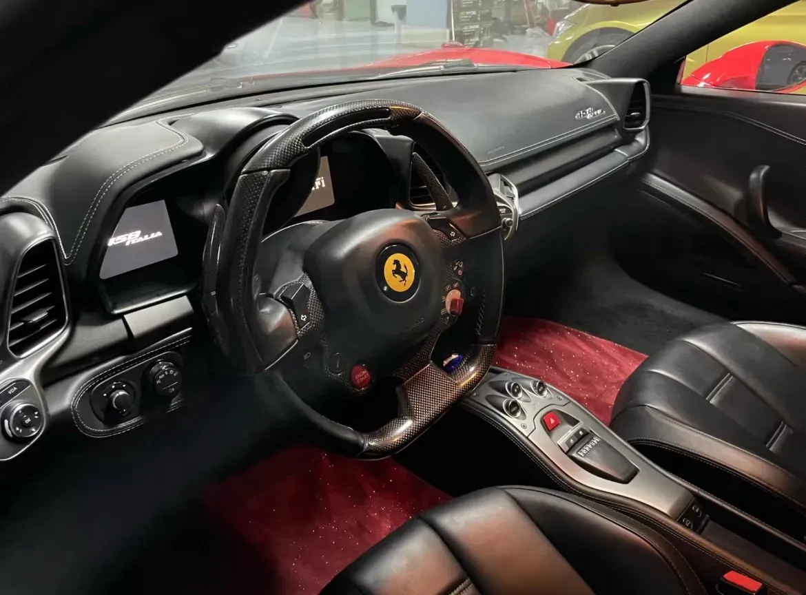 2013 Ferrari 458 4.5L 570HP V8 7DCT,autocango,china used car exporter,china ev exporter,chinese used car exporter,chinese used ev exporter