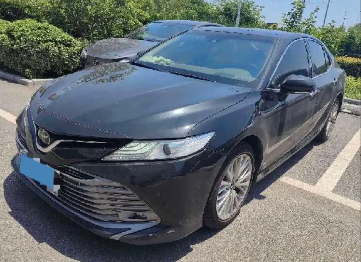 2019 Toyota Camry 2.5L 209HP L4 8AT