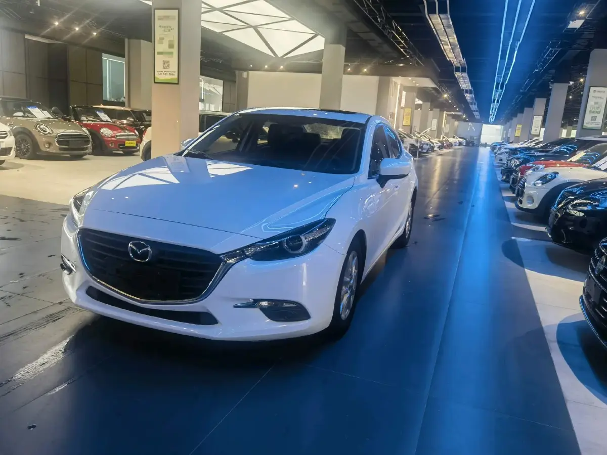 2019 Mazda 3 Axela 1.5L 117HP L4 6AT