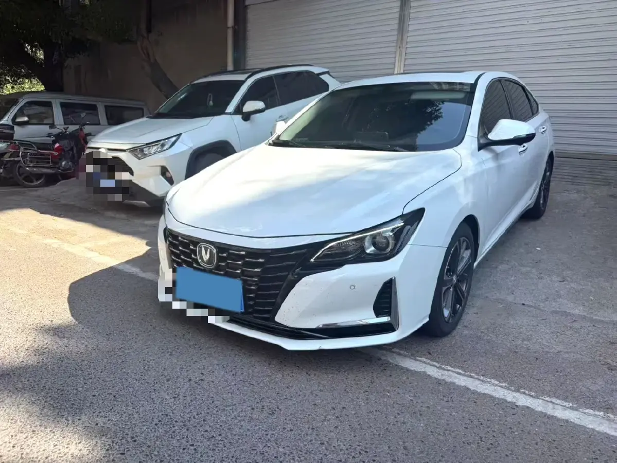2022 ChangAn Raeton CC 1.5T 188HP L4 7DCT