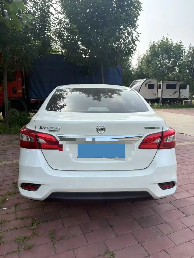 2022 Nissan Sylphy 1.6L 122HP L4 5MT,autocango,china used car exporter,china ev exporter,chinese used car exporter,chinese used ev exporter