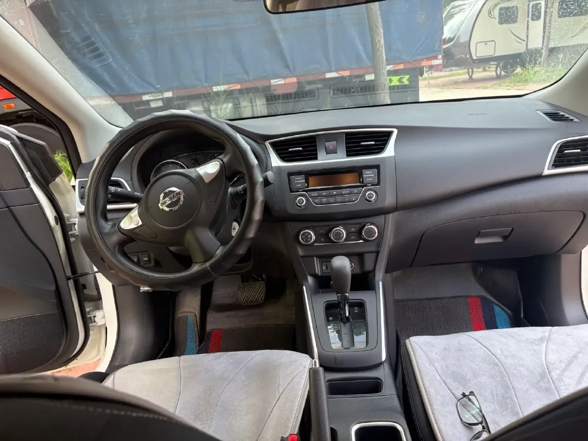 2022 Nissan Sylphy 1.6L 122HP L4 5MT,autocango,china used car exporter,china ev exporter,chinese used car exporter,chinese used ev exporter