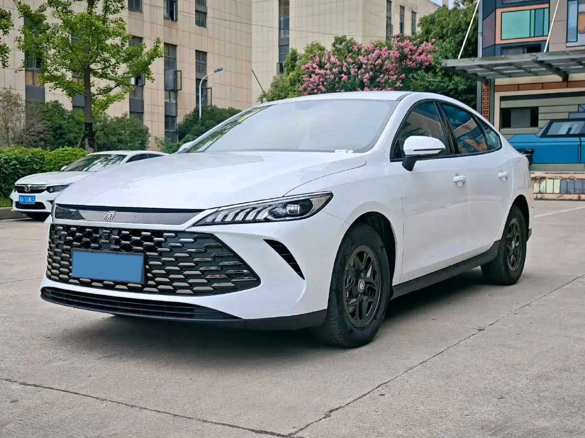 2025 BYD Qin Plus 1.5L 101HP L4 E-CVT PHEV 7.68KWH