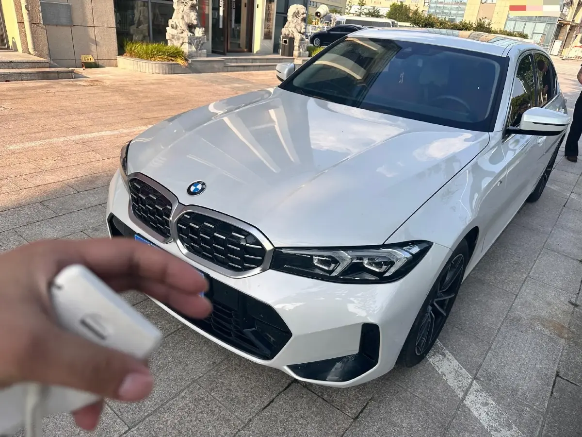 2024 BMW 3 Series 2.0T 184HP L4 8AT