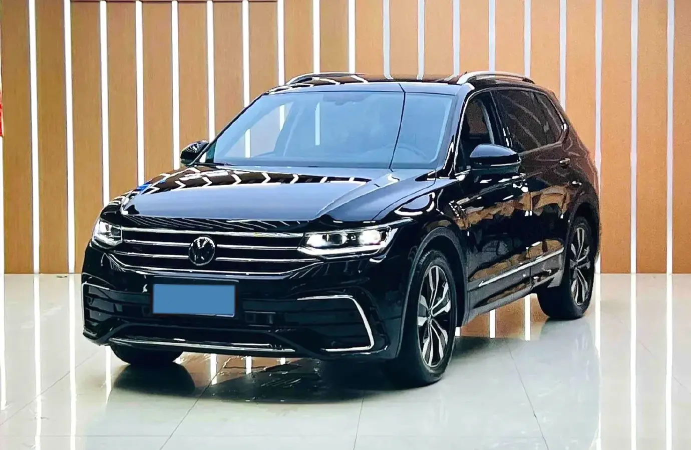 2024 Volkswagen Tiguan L 2.0T 186HP L4 7DCT
