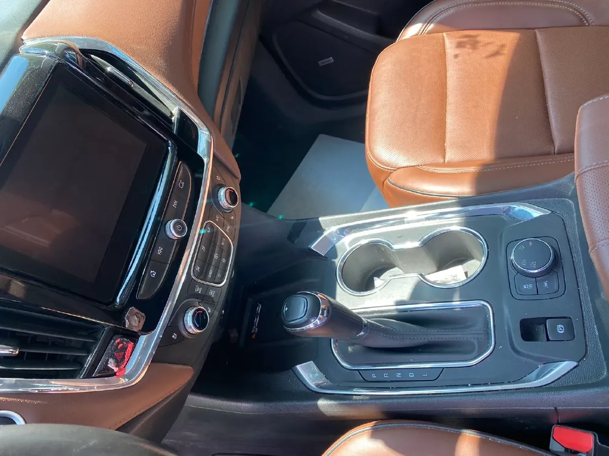 2018 Chevrolet Lova RV 1.5L 113HP L4 4AT,autocango,china used car exporter,china ev exporter,chinese used car exporter,chinese used ev exporter